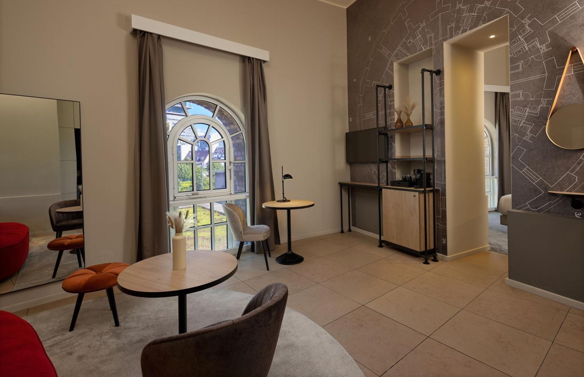 Wasserturm Hotel Cologne, Curio Collection By Hilton Luaran gambar