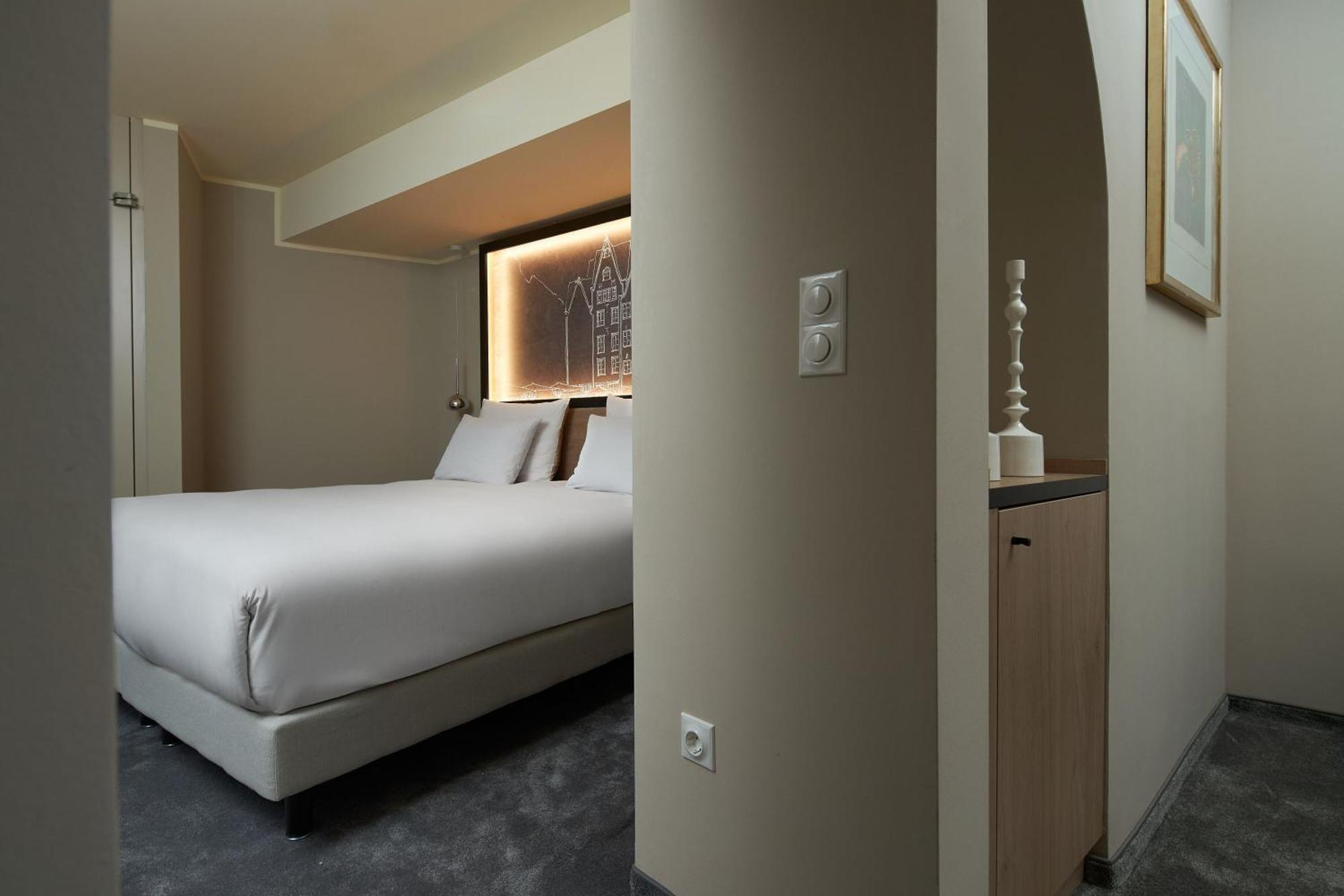 Wasserturm Hotel Cologne, Curio Collection By Hilton Luaran gambar